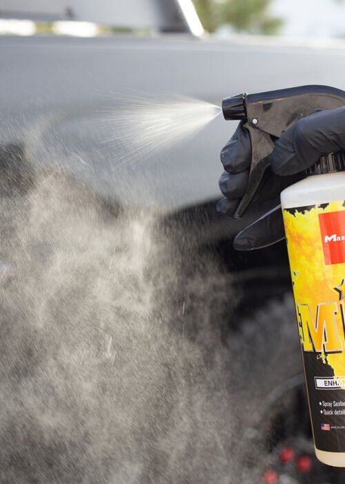 Mist enhance protect paint car coating spraying on fender